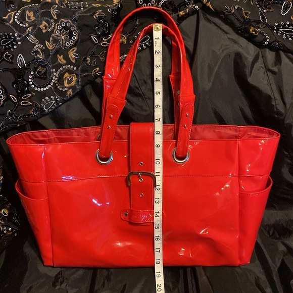 Shiny Patent Leather-look Bright Tote for Work, Beach, Boating, or Travel☀️👠 - Picture 6 of 13
